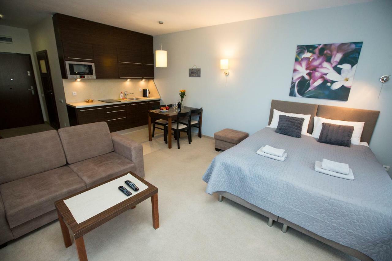 Willa Port Apartament Lilia Ostróda Eksteriør billede